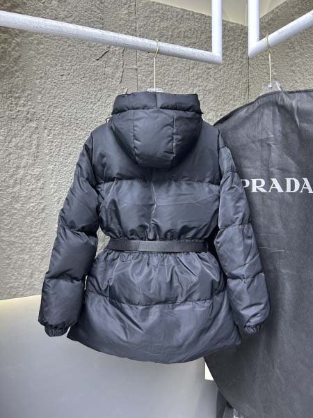 2026年9月3日秋冬新作Pradaダウンジャケット高品質人気の商品/YGY工場