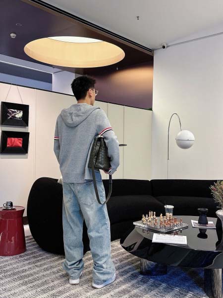2026年9月3日秋冬新作Thom Browneニットのセーター高品質人気の商品/YGY工場