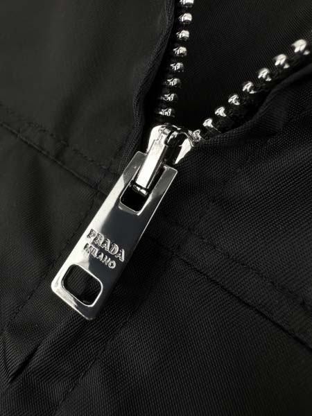 2026年9月8日秋冬新作Prada女性ジャケット高品質人気の商品