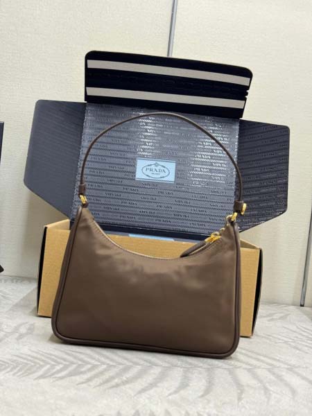 2026年9月28日入荷新作Prada極品/正規品同様/人気/革/バッグ/TY工場