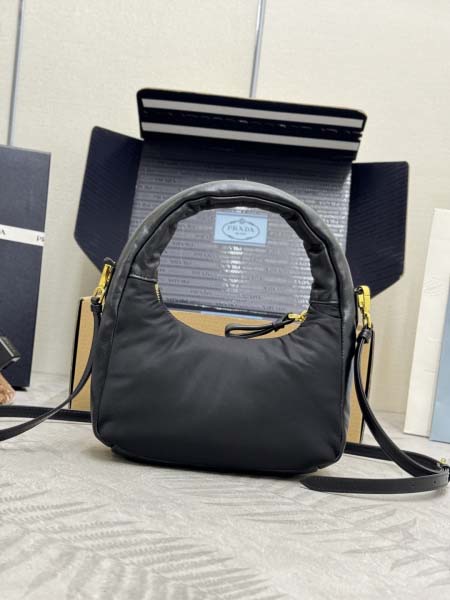 2026年9月28日入荷新作Prada極品/正規品同様/人気/革/バッグ/TY工場