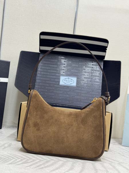 2026年9月30日入荷新作Prada極品/正規品同様/人気/革/バッグ/TY工場