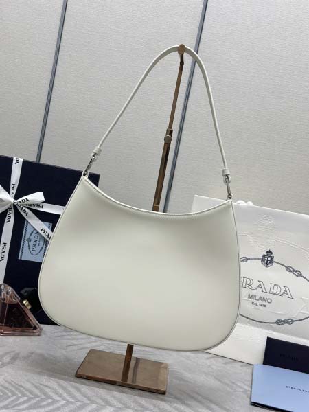 2026年9月30日入荷新作Prada極品/正規品同様/人気/革/バッグ/TY工場