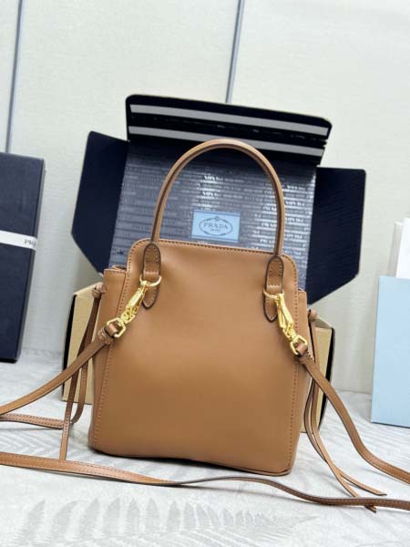 2026年9月30日入荷新作Prada極品/正規品同様/人気/革/バッグ/TY工場