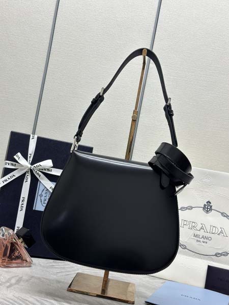 2026年9月30日入荷新作Prada極品/正規品同様/人気/革/バッグ/TY工場