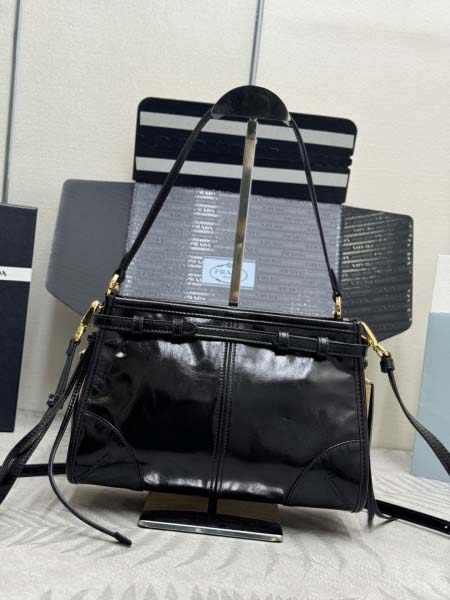 2026年9月30日入荷新作Prada極品/正規品同様/人気/革/バッグ/TY工場
