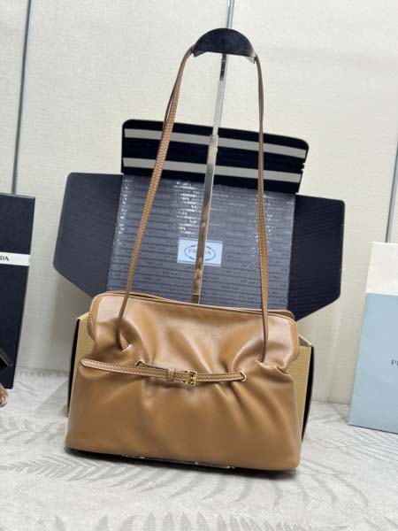 2026年9月30日入荷新作Prada極品/正規品同様/人気/革/バッグ/TY工場