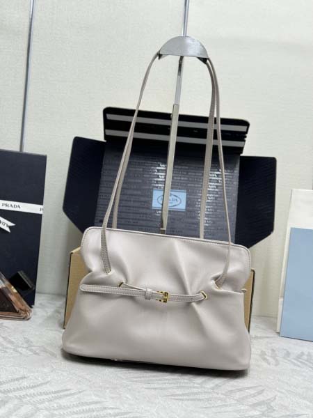 2026年9月30日入荷新作Prada極品/正規品同様/人気/革/バッグ/TY工場