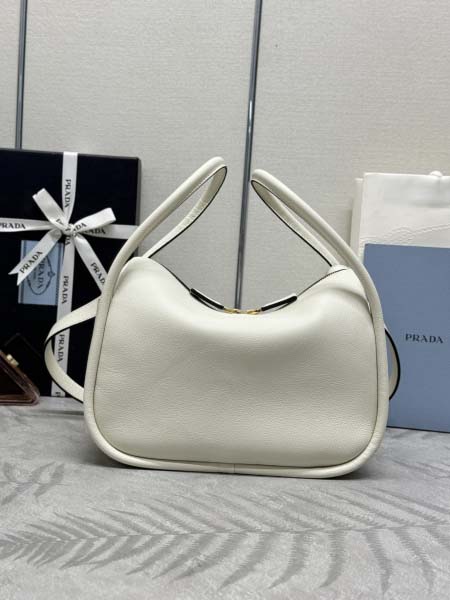 2026年9月30日入荷新作Prada極品/正規品同様/人気/革/バッグ/TY工場
