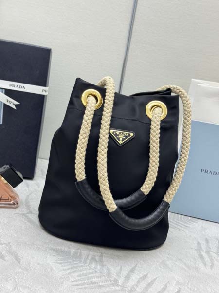 2026年9月30日入荷新作Prada極品/正規品同様/人気/革/バッグ/TY工場