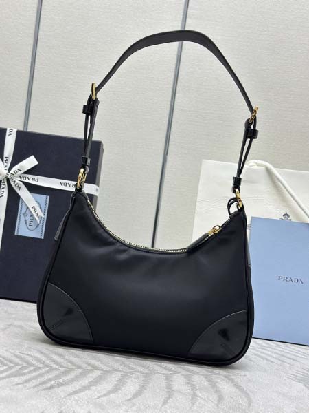 2026年9月30日入荷新作Prada極品/正規品同様/人気/革/バッグ/TY工場