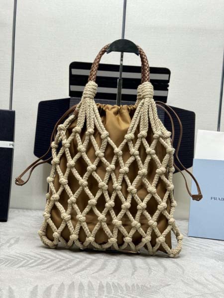 2026年9月30日入荷新作Prada極品/正規品同様/人気/革/バッグ/TY工場