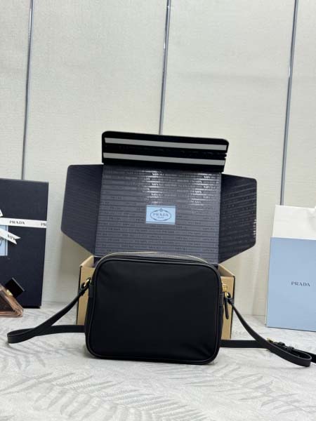 2026年9月30日入荷新作Prada極品/正規品同様/人気/革/バッグ/TY工場