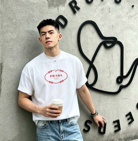 2026年9月3日秋冬新作Prada半袖 tシャツ高品質人気...