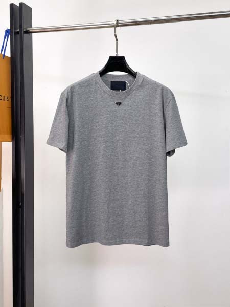 2026年9月3日秋冬新作Prada半袖 tシャツ高品質人気...