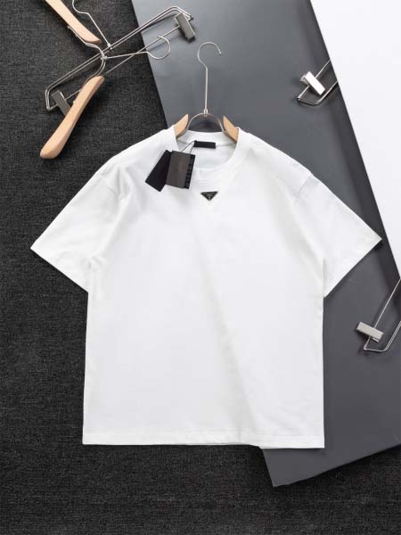 2026年9月3日秋冬新作Prada半袖 tシャツ高品質人気...