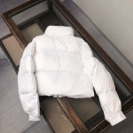2026年9月3日秋冬新作Prada女性ダウンジャケット高品質人気の商品/YGY工場