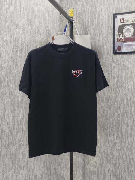 2026年9月3日秋冬新作Prada半袖 tシャツ高品質人気...