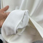 2026年9月3日秋冬新作Miu Miuスウェット高品質人気の商品/YGY工場