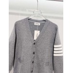 2026年9月3日秋冬新作Thom Browne ニットカーディガン  高品質人気の商品/YGY工場