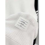2026年9月3日秋冬新作Thom Browneカーディガン高品質人気の商品/YGY工場