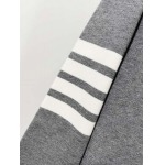 2026年9月3日秋冬新作Thom Browneニットのセーター高品質人気の商品/YGY工場
