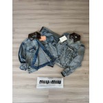 2026年9月8日秋冬新作Miumiuジャケット高品質人気の商品