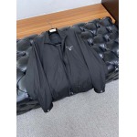 2026年9月8日秋冬新作Pradaジャケット高品質人気の商品