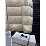 2026年9月8日秋冬新作Monclerダウンジャケット高品質人気の商品