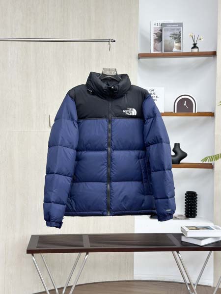2026年9月22日秋冬新作The North Faceダウ...