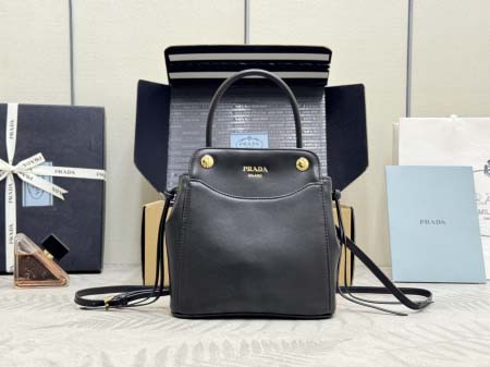 2026年9月30日入荷新作Prada極品/正規品同様/人気...