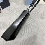 2026年9月30日入荷新作Prada極品/正規品同様/人気/革/バッグ/TY工場