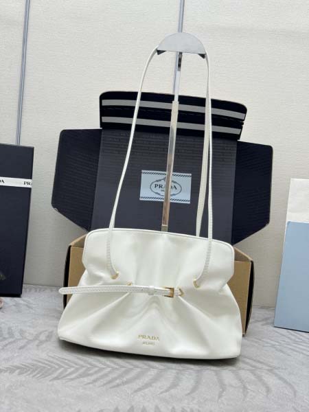 2026年9月30日入荷新作Prada極品/正規品同様/人気...