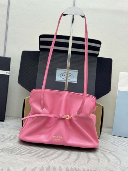 2026年9月30日入荷新作Prada極品/正規品同様/人気...