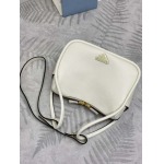 2026年9月30日入荷新作Prada極品/正規品同様/人気/革/バッグ/TY工場
