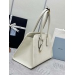 2026年9月30日入荷新作Prada極品/正規品同様/人気/革/バッグ/TY工場