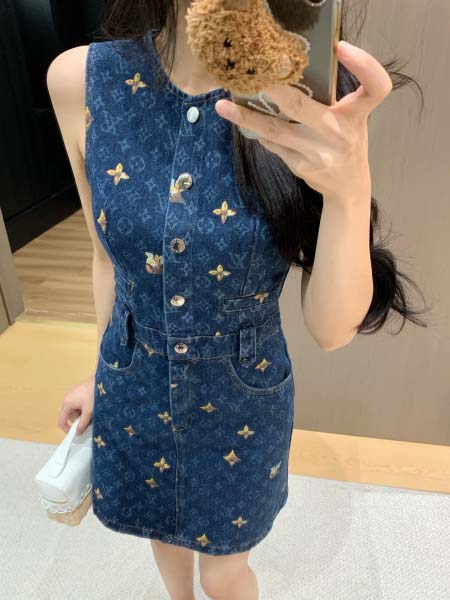 2026年10月8日入荷秋冬新作Louis Vuittonワンピース女性用ファッション/誕生日プレゼント/贈り物 can工場