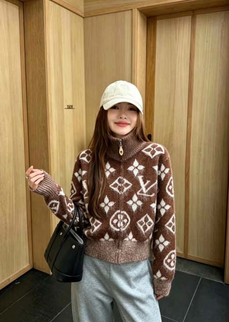 2026年10月8日入荷秋冬新作Louis Vuitton ニットカーディガン  女性用ファッション/誕生日プレゼント/贈り物 can工場