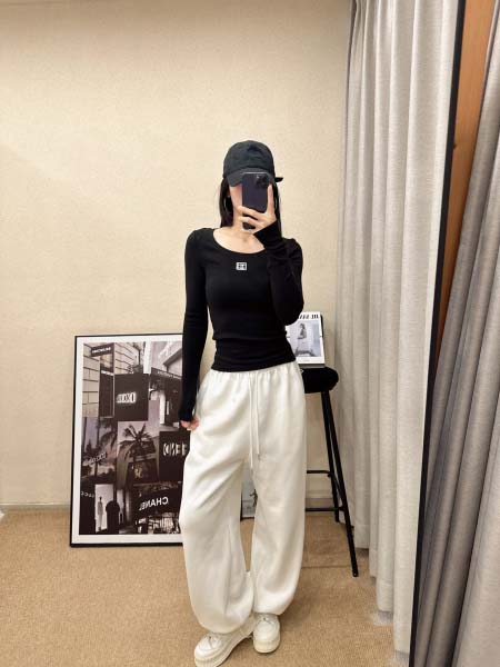 2026年10月14日入荷秋冬新作Chanel長袖女性用ファッション/誕生日プレゼント/贈り物 can工場