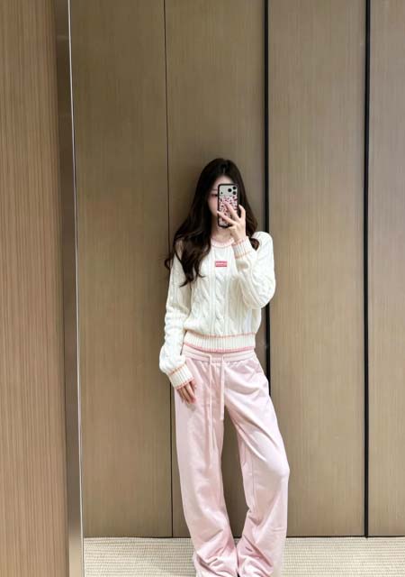 2026年10月15日入荷秋冬新作Chanel長袖女性用ファッション/誕生日プレゼント/贈り物 can工場