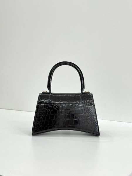 原版復刻人気新作 バレンシアガバッグ23x10x24cm C+工場★超厳選★入手困難な