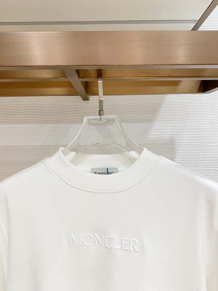 2026年10月26日入荷秋冬新作Moncler長袖Tシャツ高級品超厳選★入手困難/誕生日プレゼント/LD工場