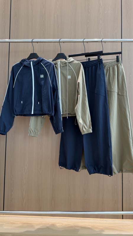 2026年10月6日入荷秋冬新作Loeweスラックス女性用フ...