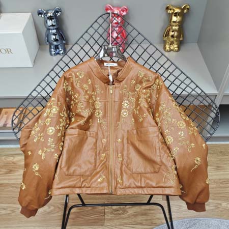 2026年10月6日入荷秋冬新作miumiu綿の服女性用ファ...