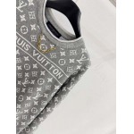 2026年10月8日入荷秋冬新作Louis Vuittonニットの上着女性用ファッション/誕生日プレゼント/贈り物 can工場