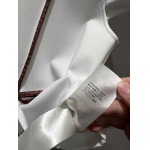 2026年10月8日入荷秋冬新作Louis Vuittonハーフスカート女性用ファッション/誕生日プレゼント/贈り物 can工場