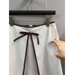 2026年10月8日入荷秋冬新作Louis Vuittonハーフスカート女性用ファッション/誕生日プレゼント/贈り物 can工場