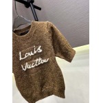 2026年10月8日入荷秋冬新作Louis Vuitton半袖 tシャツ女性用ファッション/誕生日プレゼント/贈り物 can工場