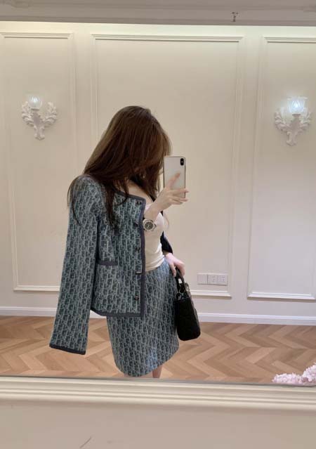 2026年10月10日入荷秋冬新作Chanelジャケット女性...