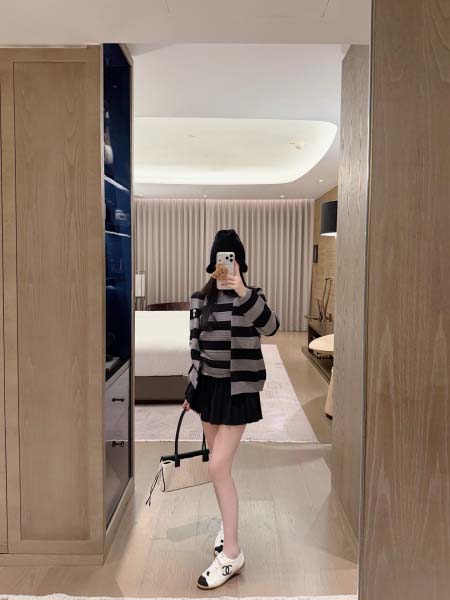 2026年10月10日入荷秋冬新作Chanelジャケット女性...